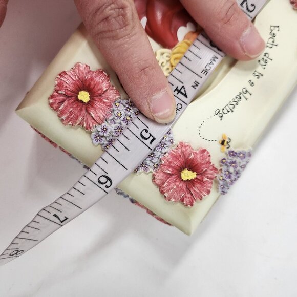 Vintage 3D Floral and Angel Ceramic Musical Jewelry Box Wind Beneath my Wings - Picture 10 of 12